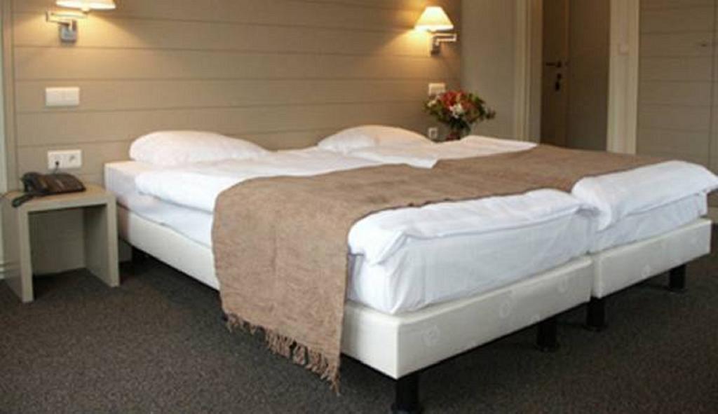 Hotel Atlas Brugge Bagian luar foto